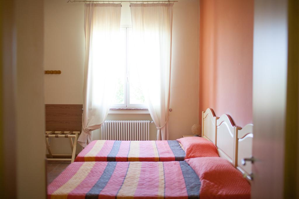 Agriturismo Il Mondo Guest House ปาร์มา ห้อง รูปภาพ
